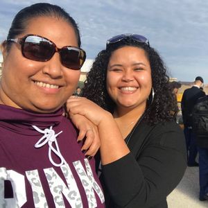 Meet your Posher, Larinda